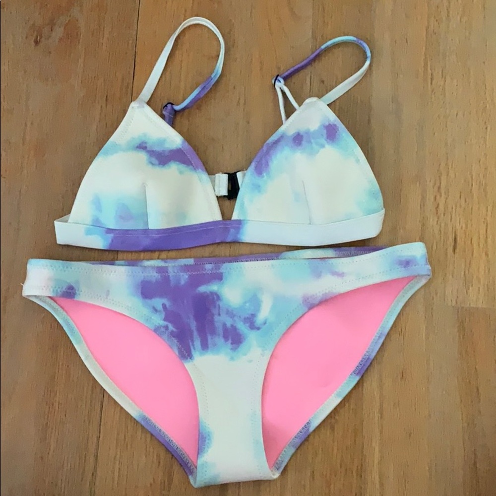 Multicolored Traingl bathing suit!